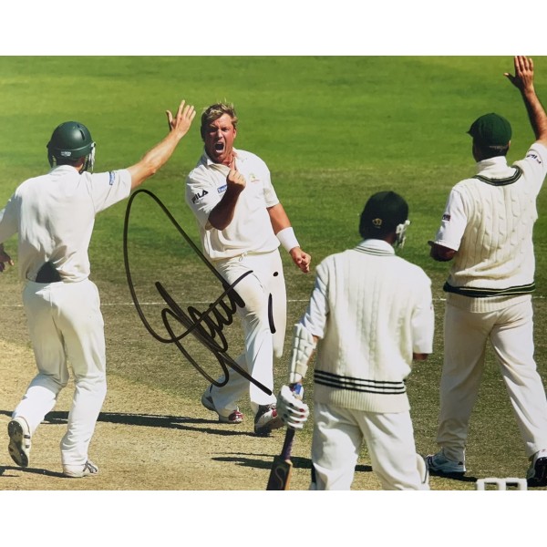 Shane Warne signed 10x8 Australia colour photo image B Shane Warne signed 10x8 Australia colour photo image B