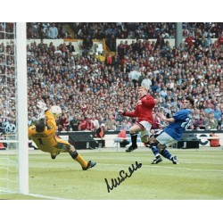Neville Southall signed 10x8 Cup Final photo