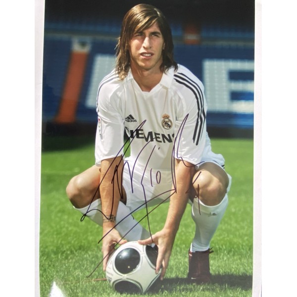 Sergio Ramos signed 16x12 Real Madrid photo Sergio Ramos signed 16x12 Real Madrid photo