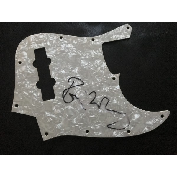 Ronnie Wood signed pickguard / scratchplate Ronnie Wood signed pickguard / scratchplate