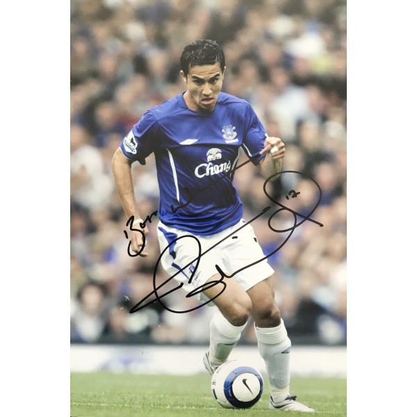 Tim Cahill signed Everton photo image A Tim Cahill signed Everton photo image A