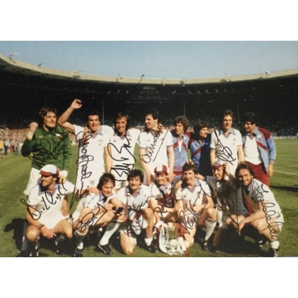 1980 signed West Ham FA Cup Final 16x12 large photo signed by 12 1980 signed West Ham FA Cup Final 16x12 large photo signed by 12
