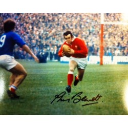 Phil Bennett signed 10x8 colour photo